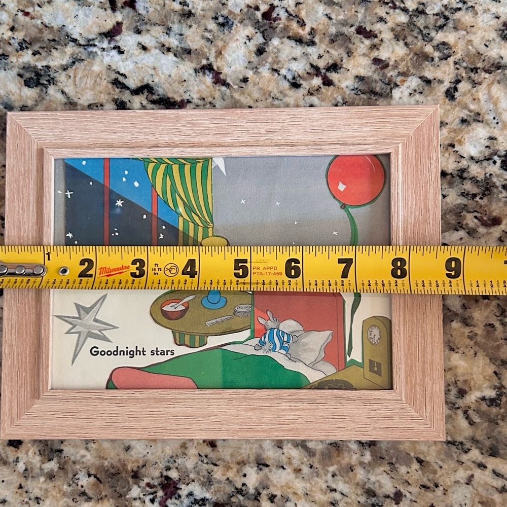 Wooden Frame with Illustrated Art - Picture 15 of 15